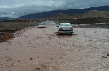 مسدود شدن ۱۶ محور فرعی در ۴ استان