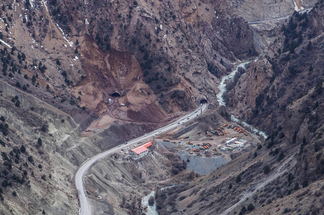 ماجرای ترک بزرگ در کوهستان جاده هراز 