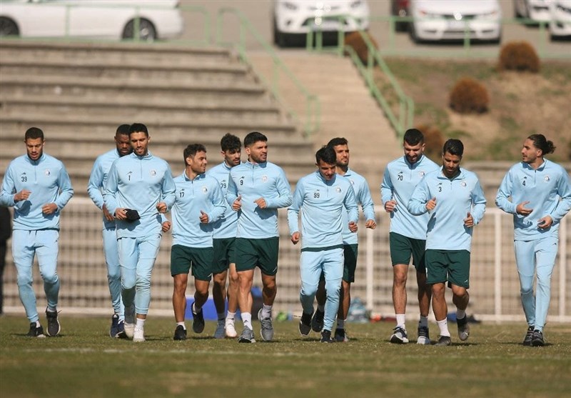 تمرین شاداب آبیها پس از حفظ صدرنشینی +تصاویر فرهاد مجیدی