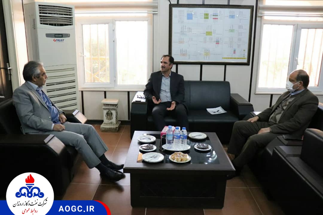 نشست مدیران عامل شركت نفت و گاز اروندان و پالایشگاه نفت آبادان