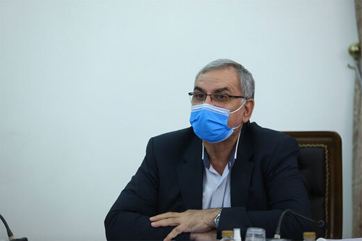 شناسایی بیش از ۲ هزار نفر مبتلا به اومیکرون؛ افزایش ۴ برابری مراجعه به مراکز درمانی