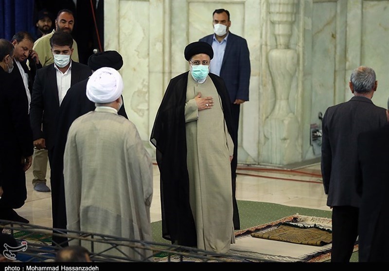 سخنرانی رئیس‌جمهور پیش از خطبه‌های نماز جمعه ۲۲ بهمن