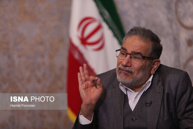 شمخانی و گزینه‌هایی که از روی میز برداشته نمی‌شوند
