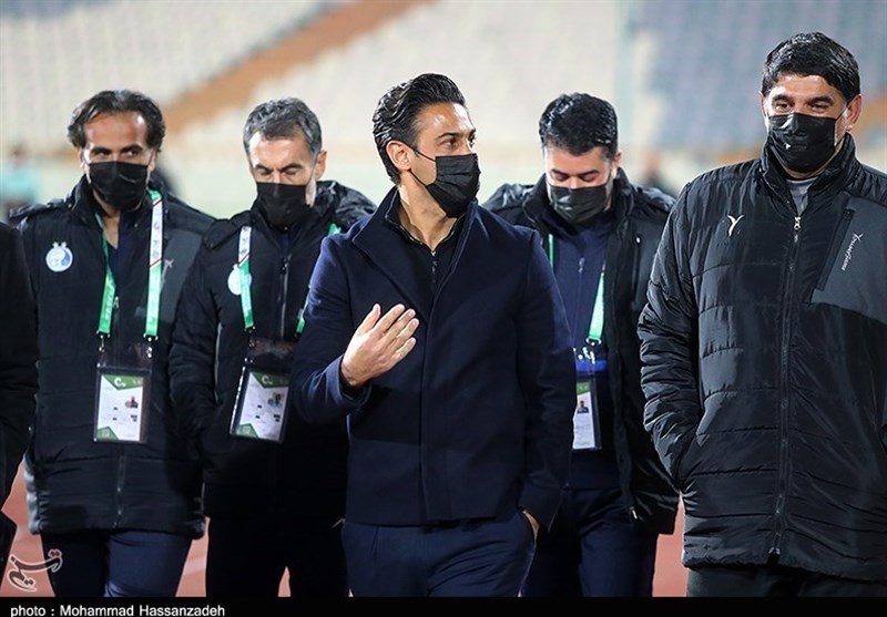 باشگاه استقلال: مجیدی توهین نکرد، از ذوبآهن شکایت میکنیم باشگاه استقلال: مجیدی توهین نکرد، از ذوبآهن شکایت میکنیم