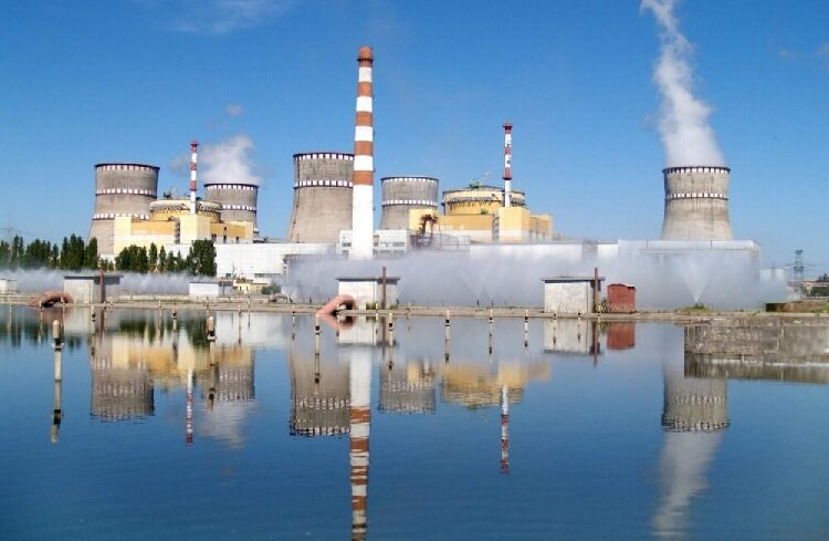 ادعای روسیه: بزرگترین نیروگاه هسته‌ای اوکراین در اختیار ماست