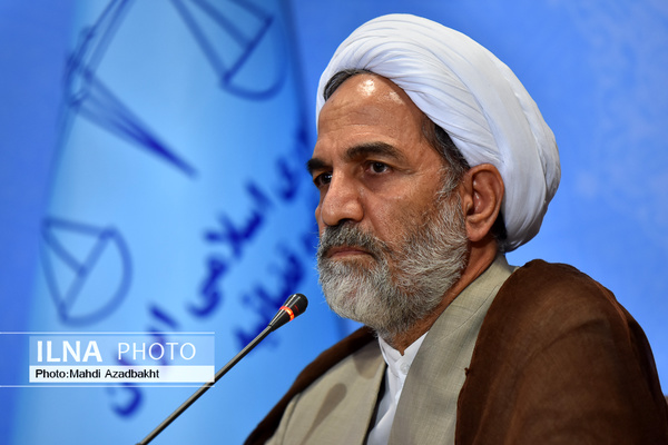 درویشیان: دسترسی عمومی به اطلاعات سامانه ثبت حقوق و مزایای مدیران مهیا شود