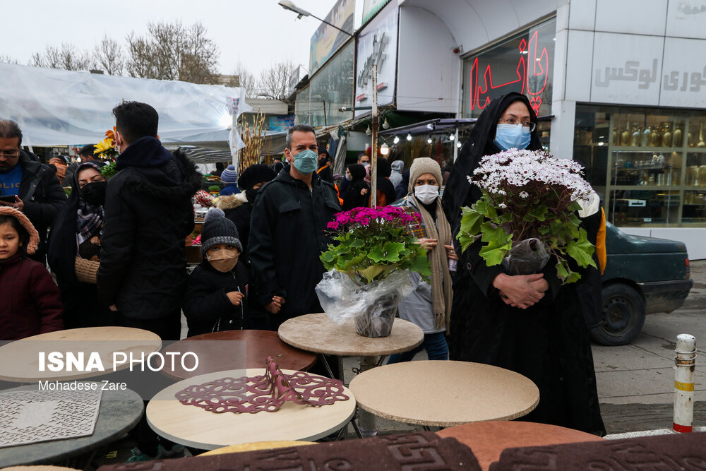 بازار گل مشهد در آستانه نوروز ۱۴۰۱/ گزارش تصویری