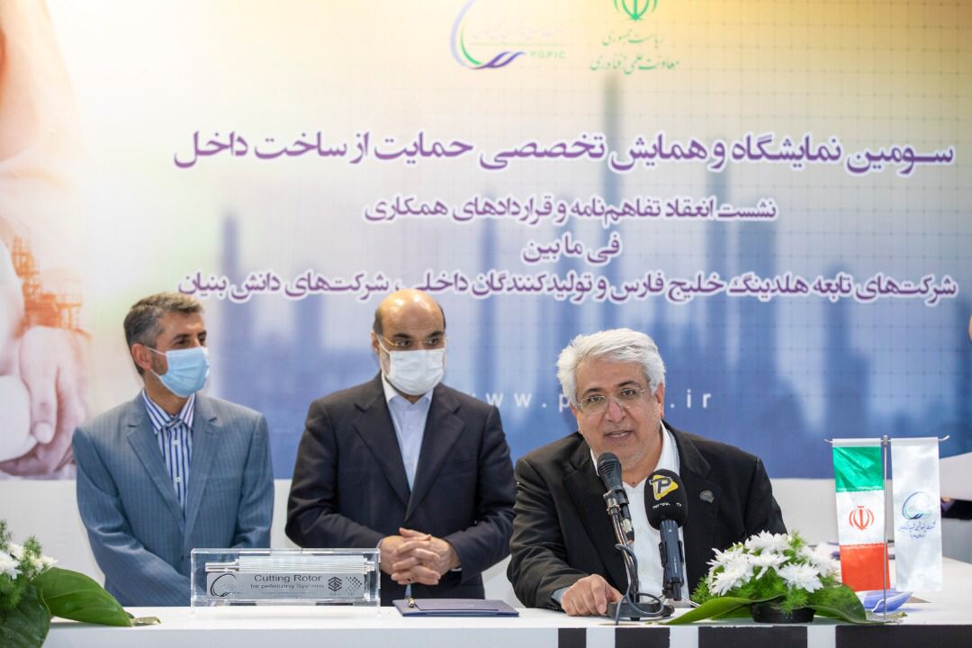 پارک علم و فناوری پردیس، نقشه راه فناوری و نوآوری پتروشیمی شهید تندگویان را تدوین می‌کند/ مبدل‌های آب کاتر واحد PET1 شهید تندگویان، ایرانی می‌شوند/ دیگر برای پمپ مگنت روغن داغ، ارزی از کشور خارج نمی‌شود