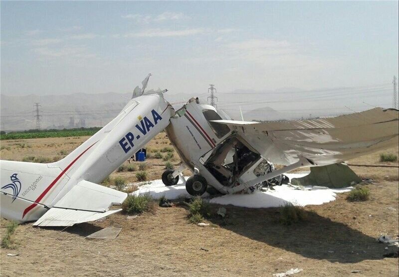 سقوط هواپیمای آموزشی