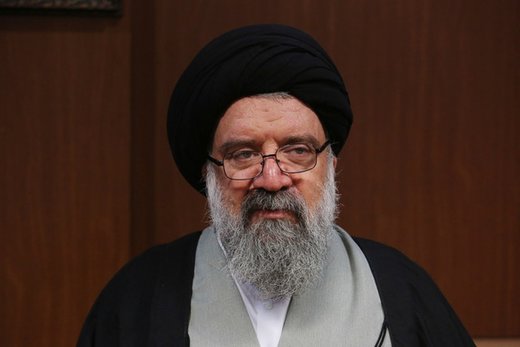 احمد خاتمی: همتی مواظب حرف‌هایش باشد