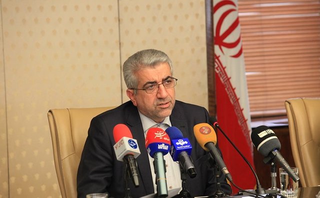 وزیر نیرو  مجوز تامین ۱۲۵ میلیون دلار منابع ایران در عراق برای خرید واکسن