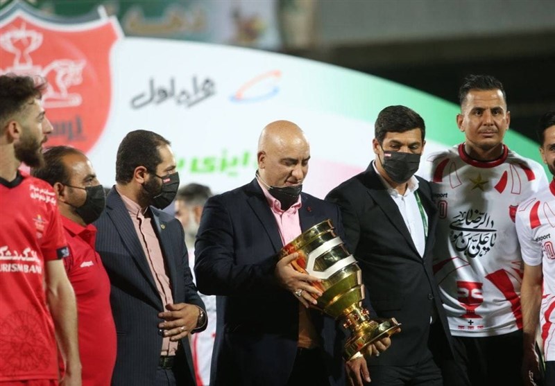 رئیس هیئت مدیره پرسپولیس: دست و پای پرسپولیس را محکم بسته‌اند و نگرانیم