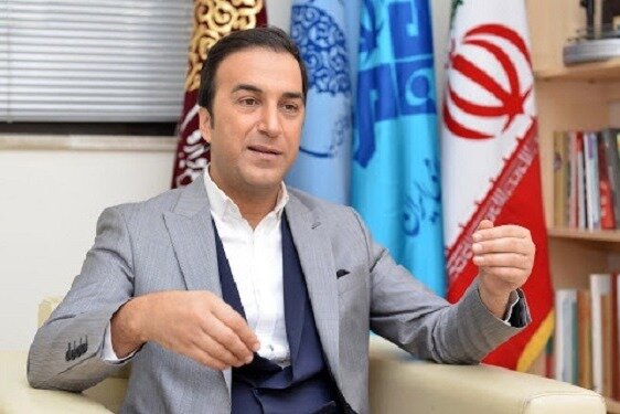 مهدی واعظی ـ مجری: برای چهارمین بار از آنتن تلویزیون کنار گذاشته شدم