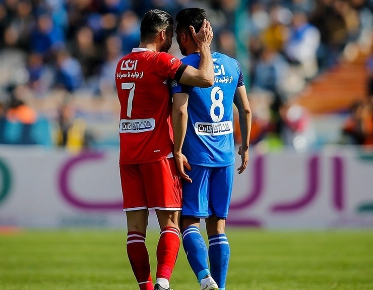 پرسپولیس بیش از ۱۰۰ پله بالاتر از استقلال 