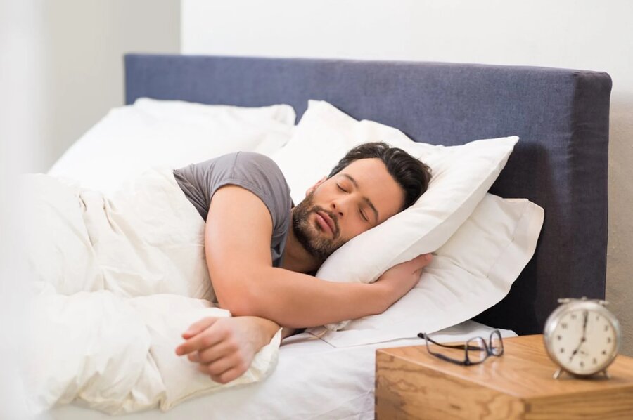  راهکار برای تنظیم ساعت خواب