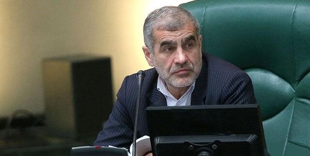 نیکزاد: قهر جوانان از صندوق رأی به معنای قهر با جمهوری اسلامی نیست