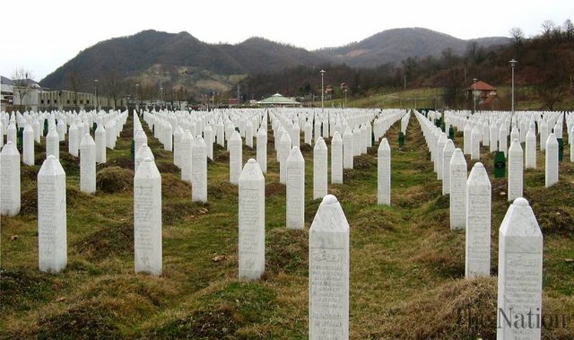 جوزپ بورل: اروپا ناکامی خود در جلوگیری از نسل‌کشی سربرنیتسا را فراموش نکرده است