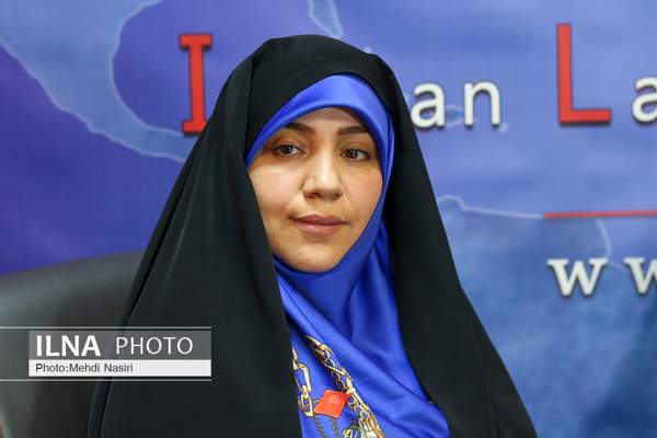 ساعی: نگاه جنسیتی باید از روی دولت برداشته شود
