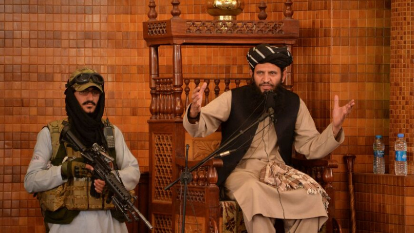 استقبال طالبان از القاعده 