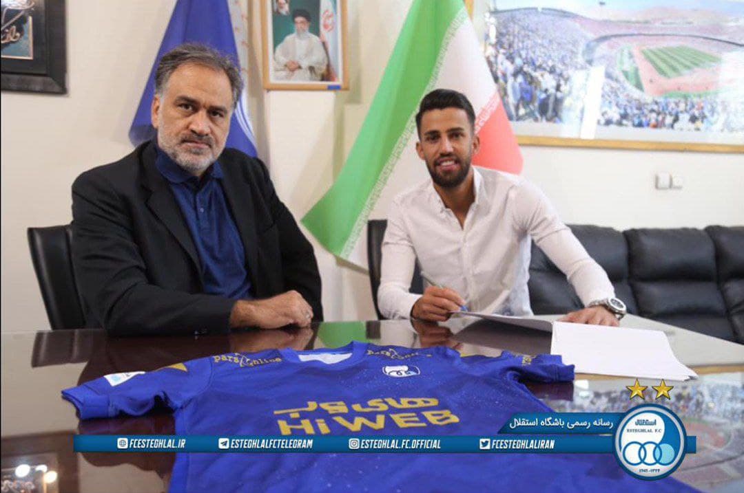 رسمی؛ آرش رضاوند با استقلال تمدید کرد