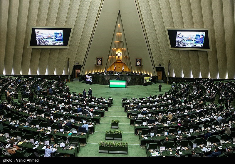 بررسی گزارش نظارتی «حمایت از کالای ایرانی» و لایحه «نظام رتبه بندی معلمان» در دستور کار کمیسیون‌های تخصصی مجلس