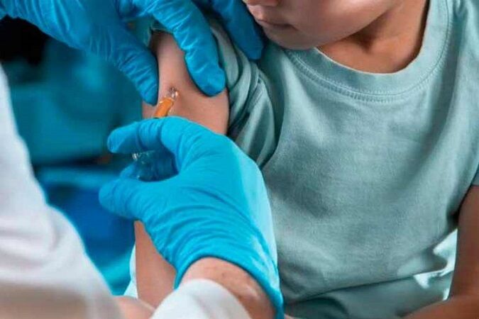 واکسیناسیون دانش آموزان و رضایت والدین
