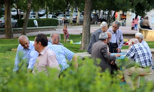 ۲ میلیون تومان به سبد معیشت خانوار بازنشستگان افزوده شد