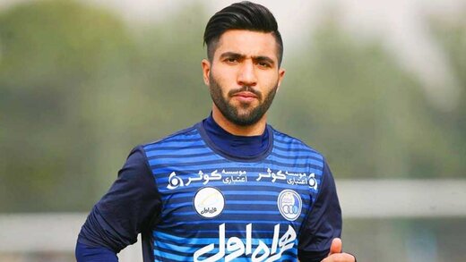 فرشید اسماعیلی به درب خروجی استقلال نزدیک میشود فرشید اسماعیلی استقلال