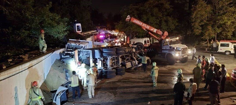 تصادف مرگبار کامیون‌ها در ولنجک