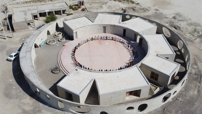 معماری مدرسه سیدبار در طرح ایران من
