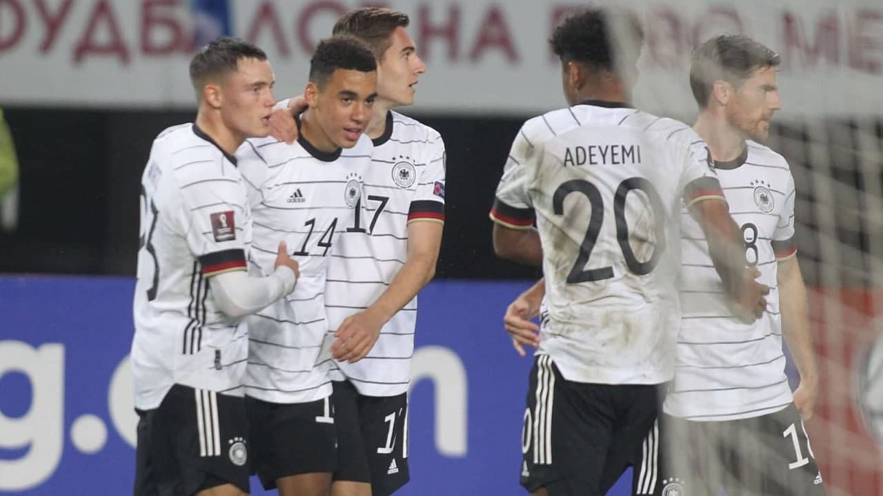 اولین صعود کننده به جام جهانی در گروه مرگ!