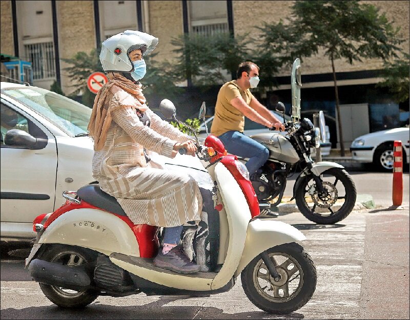 گواهینامه موتورسیکلت برای زنان