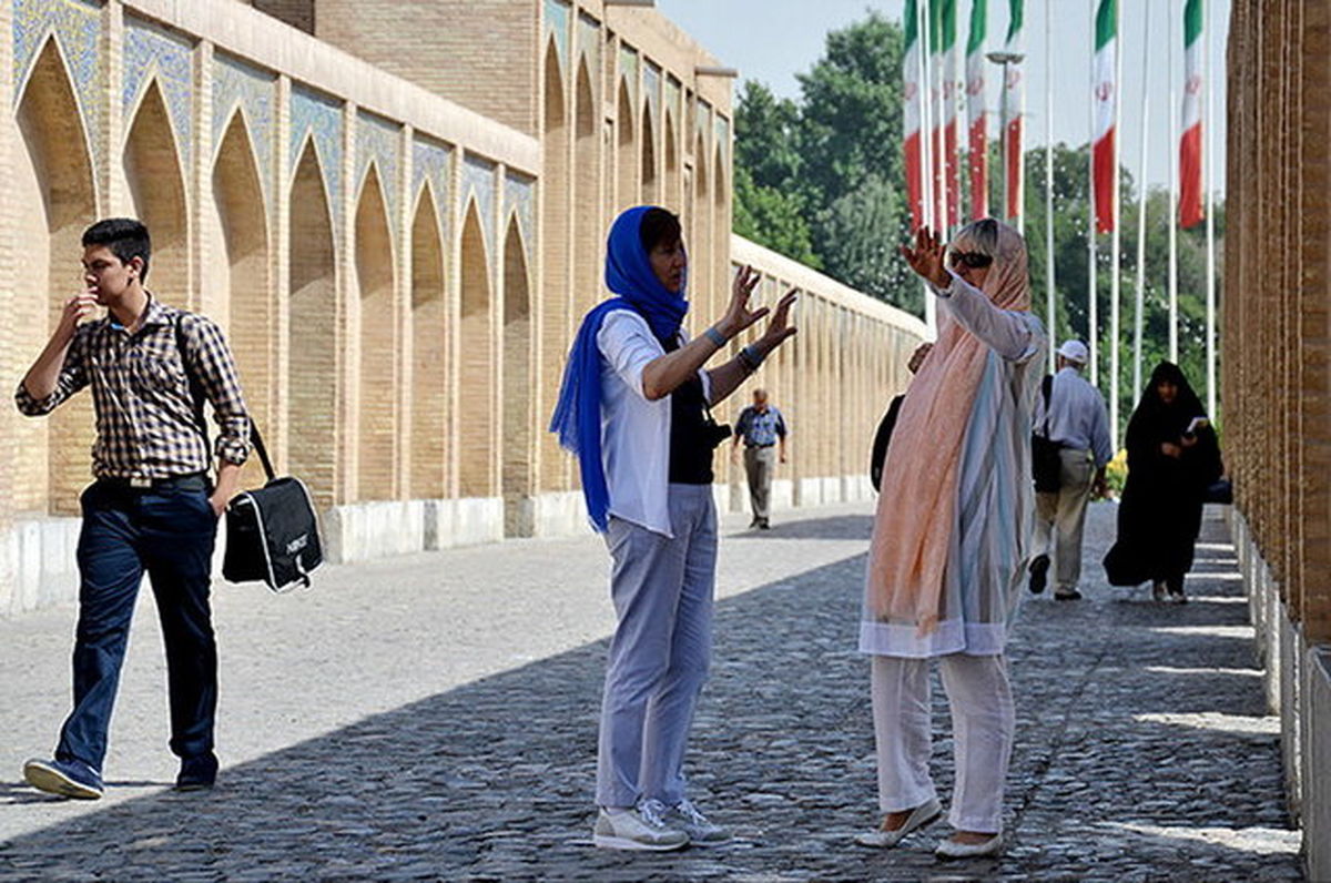 صدور روادید ایران برای گردشگران خارجی 
