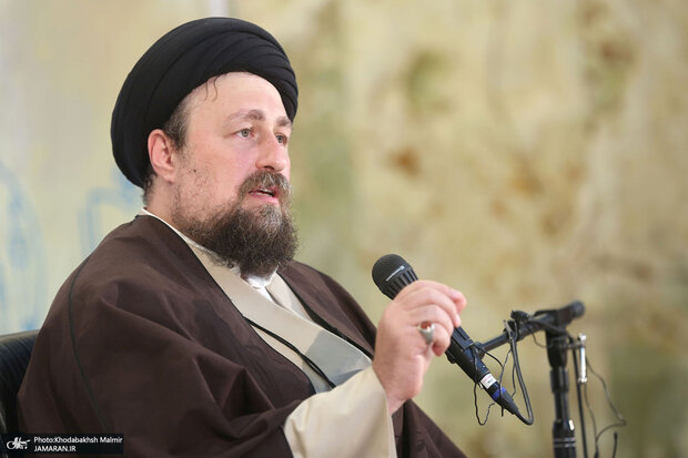 جمهوری اسلامی لحظه‌ای در دفاع از وحدت اسلامی دچار تزلزل نشد