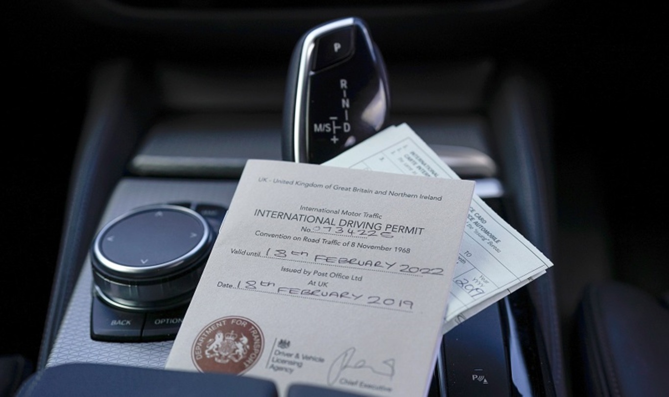 گواهینامه رانندگی بین‌المللی
