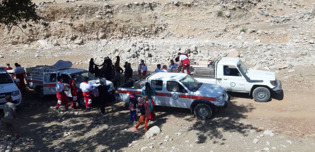 امدادرسانی نجاتگران هلال احمر به ۷هزار و۴۱۰ متاثر از زلزله در اندیکا خوزستان