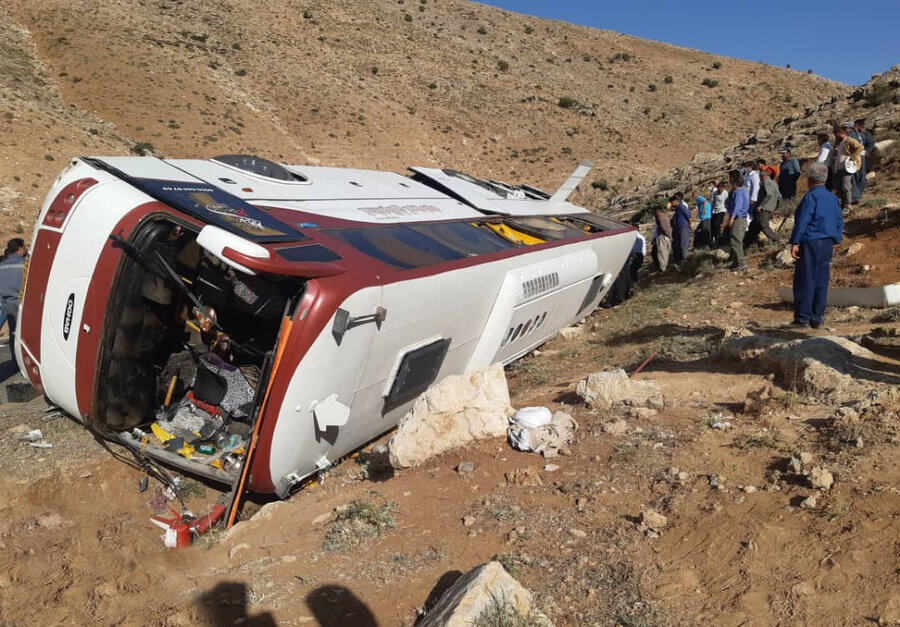 قصور سازمان محیط زیست در حادثه اتوبوس خبرنگاران