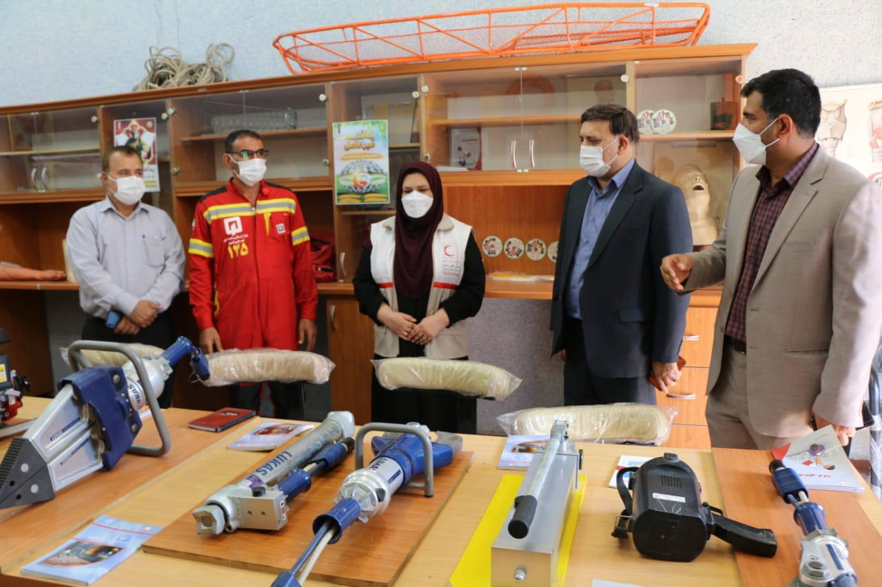 بازدید رییس دانشگاه علمی کاربردی خوزستان از مرکز دانشگاهی هلال احمر خوزستان بازدید رییس دانشگاه علمی کاربردی خوزستان از مرکز دانشگاهی هلال احمر خوزستان