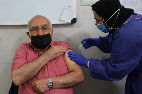 تزریق واکسن کرونا به بیش از ۱۶ هزار روستایی در جنوب غرب خوزستان