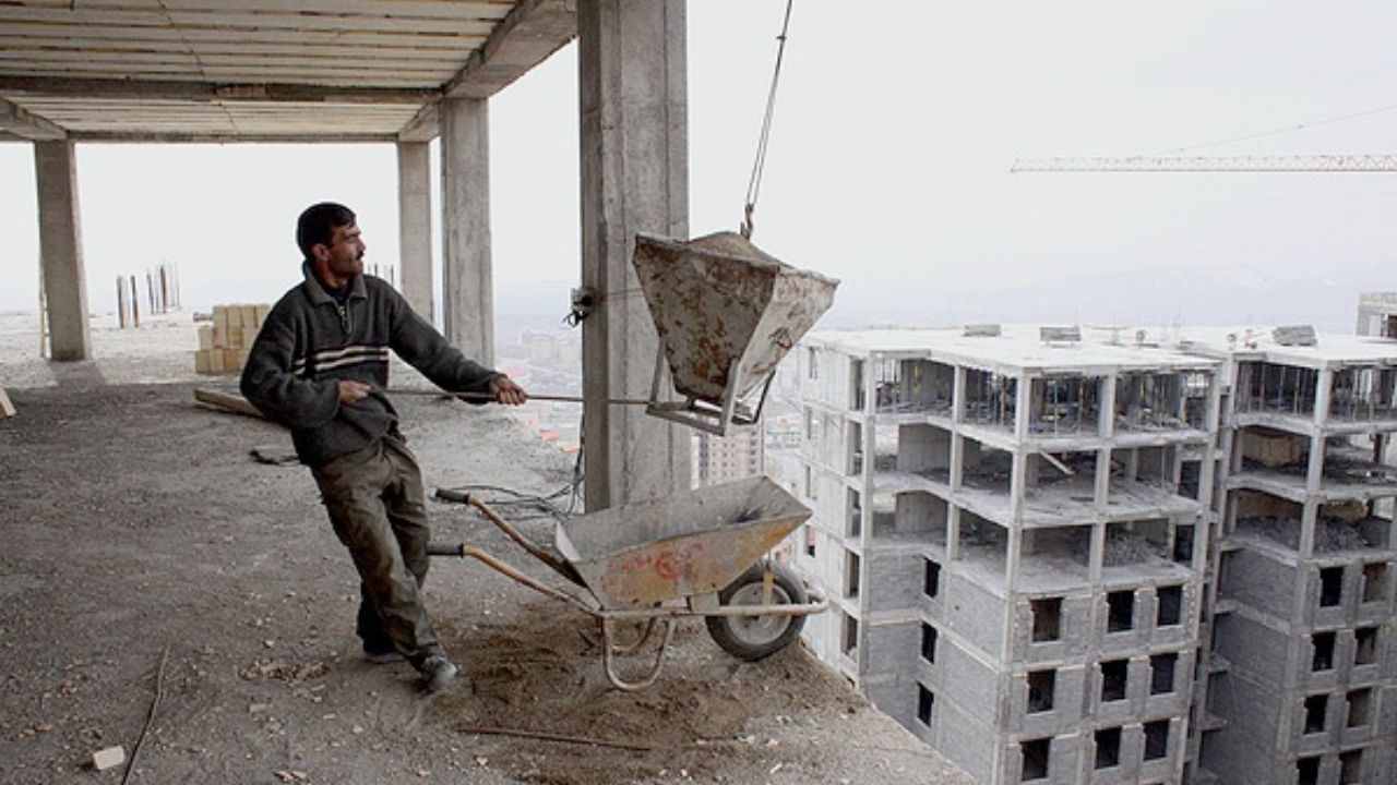 کارگران ساختمانی مسکن ملی