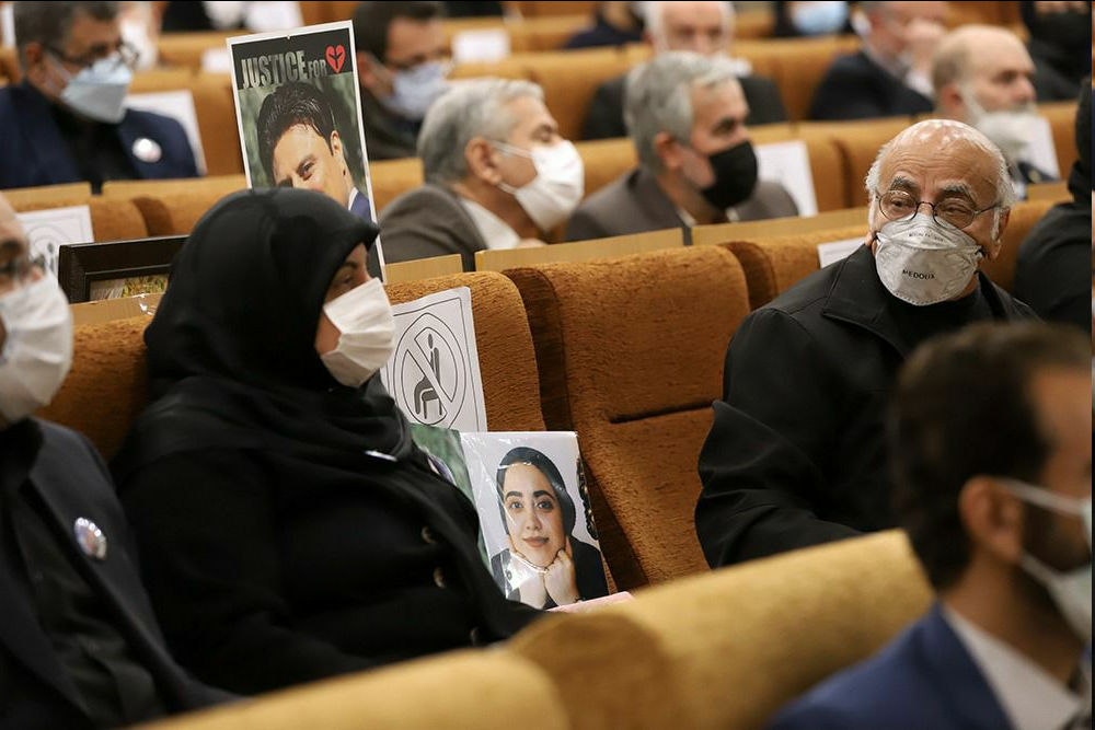تصاویر دادگاه هواپیمای اوکراینی منتشر شد تصاویر دادگاه هواپیمای اوکراینی منتشر شد