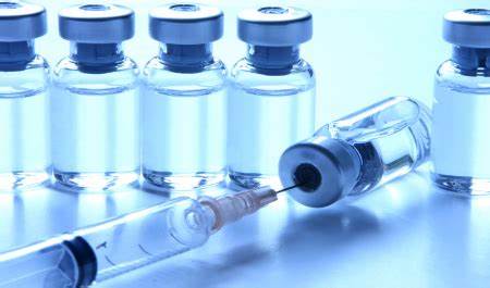 فراخوان افراد بالای ۴۰ سال برای تزریق دز سوم واکسن کرونا