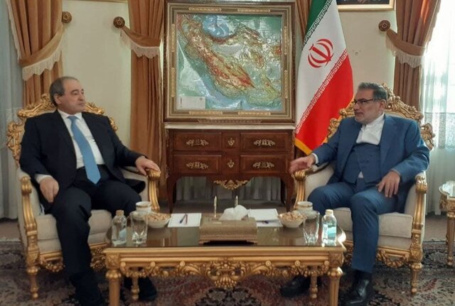 شمخانی در دیدار با فیصل مقداد 