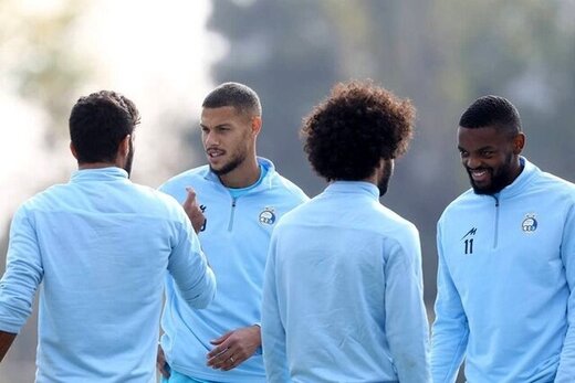 به دستور سازمان لیگ: دو خارجی استقلال حق بازی کردن ندارند