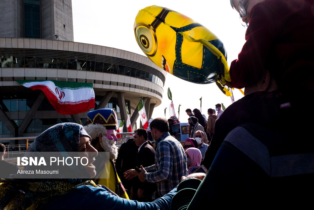جشن روز جمهوری اسلامی در برج میلاد/ گزارش تصویری