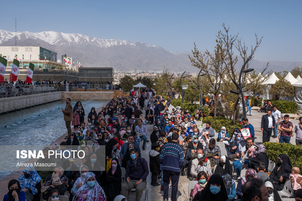 جشن روز جمهوری اسلامی در برج میلاد/ گزارش تصویری