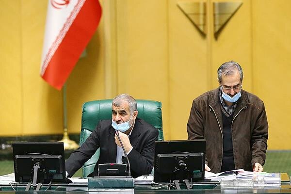 نایب رئیس مجلس: مجمع تشخیص دخالتی در خصوص مجوز واردات خودرو نداشت