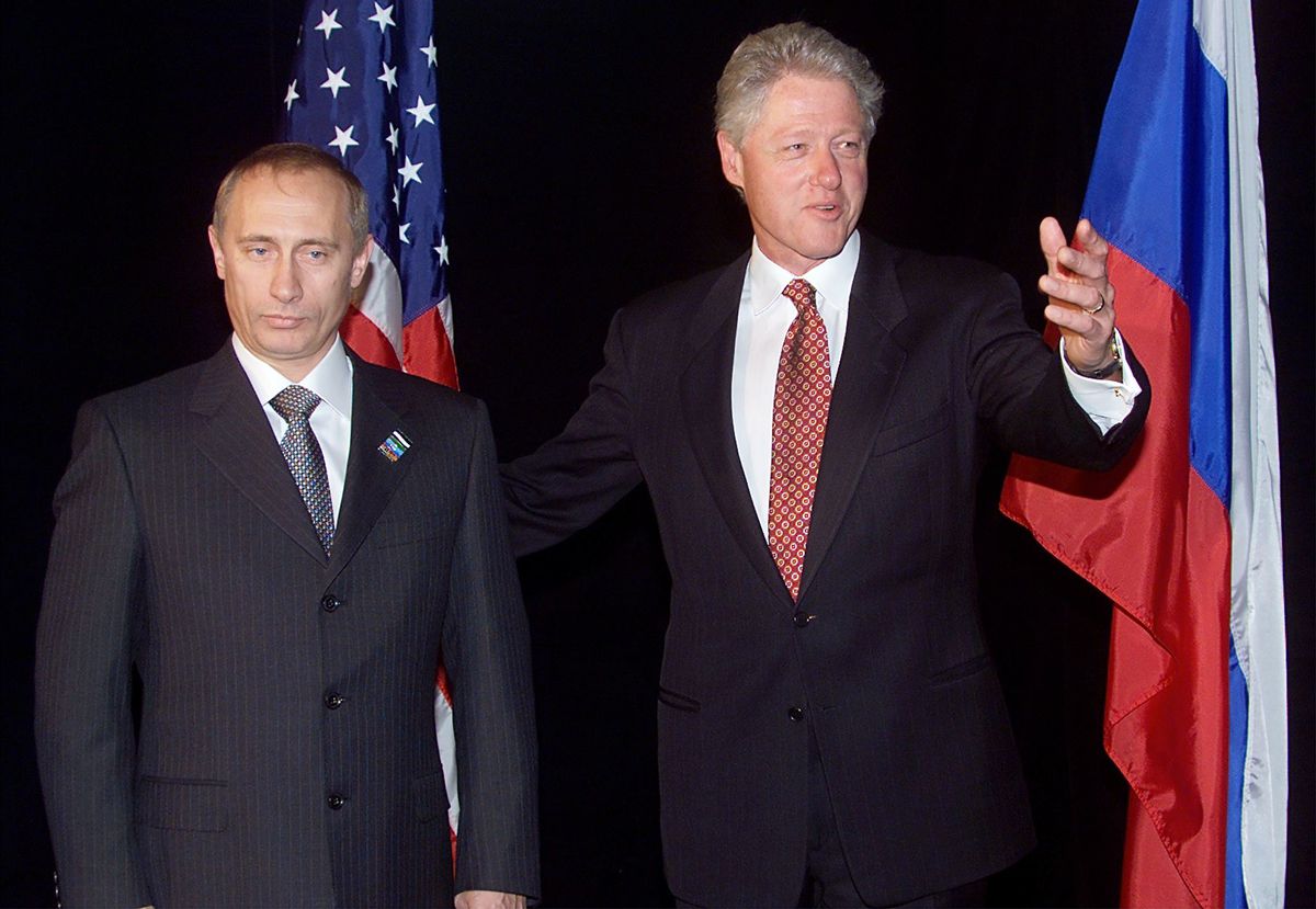 بیل کلینتون: در سال ۱۹۹۹ درهای ناتو را برای «روسیه» باز گذاشتیم