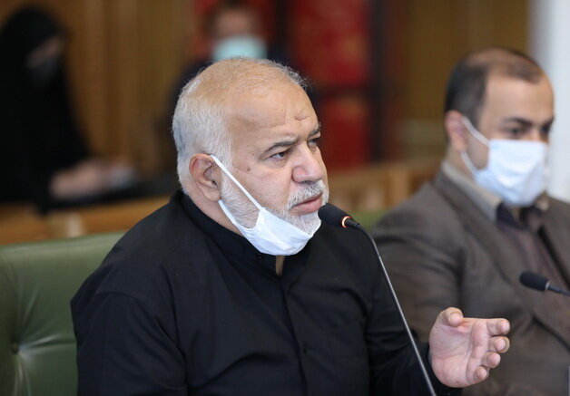 گلایه استاندار تهران از انتقاد‌های اعضای شورا در خصوص عدم تعطیلی مدارس در پی الودگی هوا