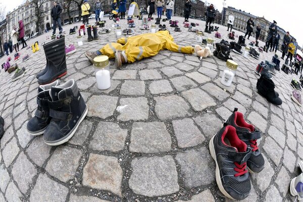 لکه ننگ بر پیشانی پوتین؛ ۲۰۰ کودک در اوکراین کشته شدند
